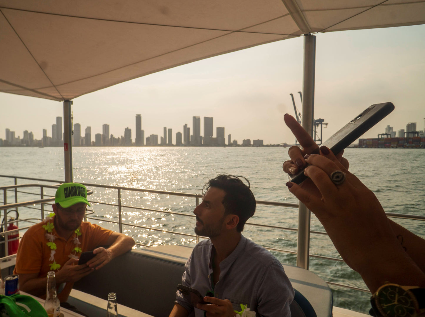 Atardecer Por La Bahía En Catamarán Flamante - Cartagena 4
