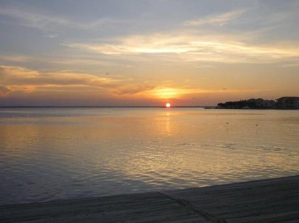 CENA ROMÁNTICA + PASEO EN GALEÓN + SHOW DE SAXOFÓN AL ATARDECER CANCUN