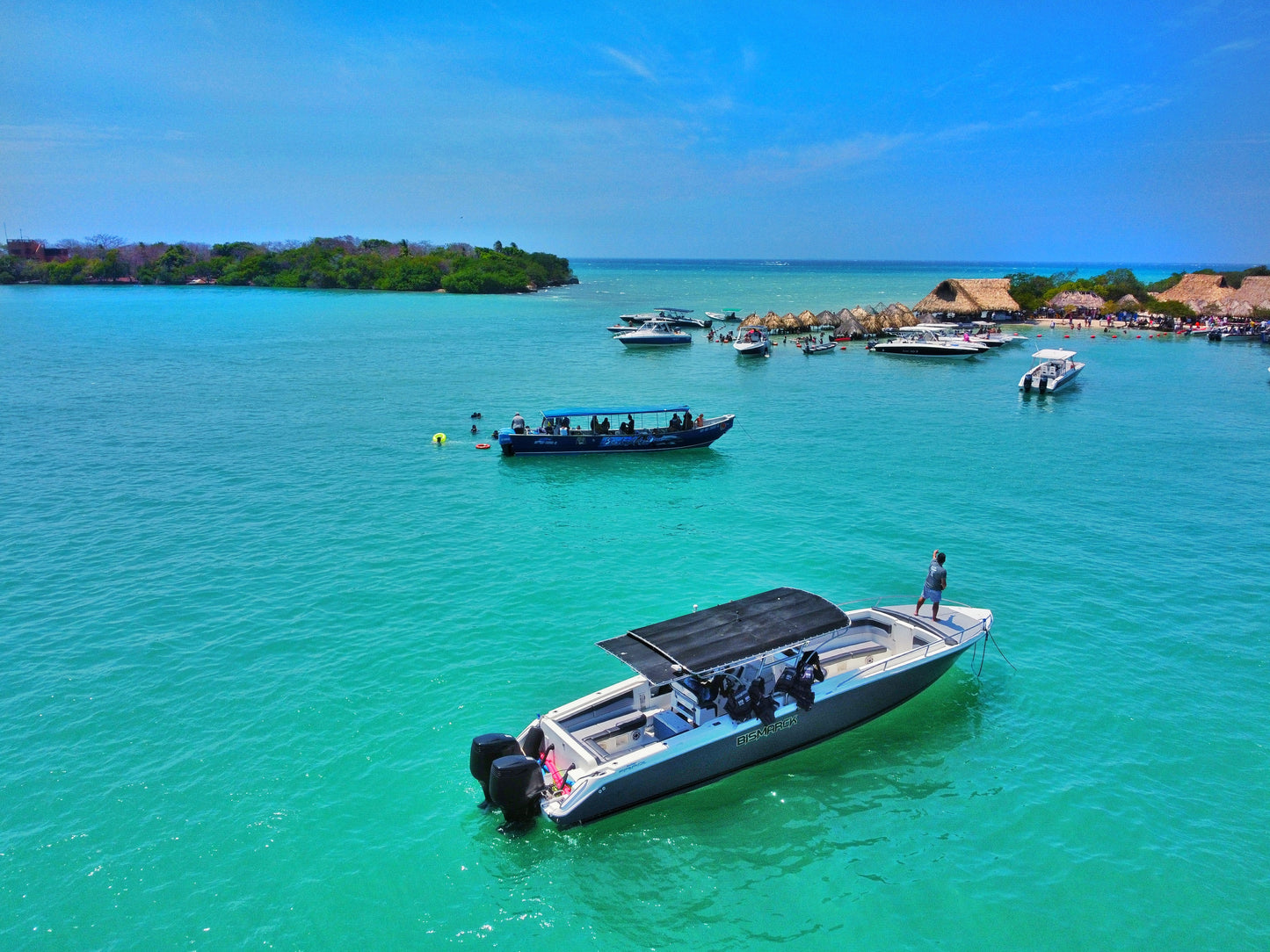 Tour Cinco islas Premium + Plancton Nocturno - Cartagena 8