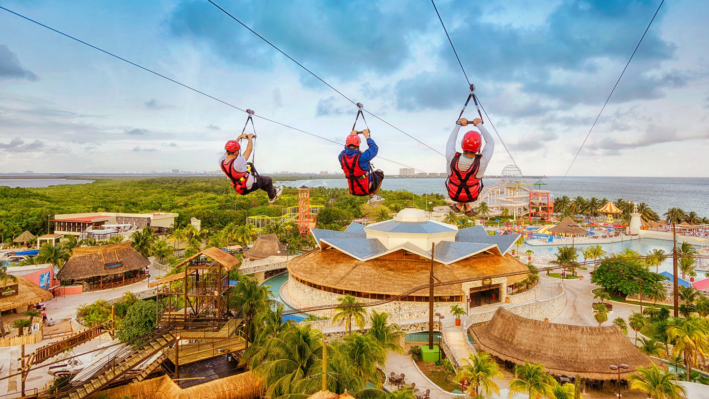 VENTURA PARK DESDE CANCUN