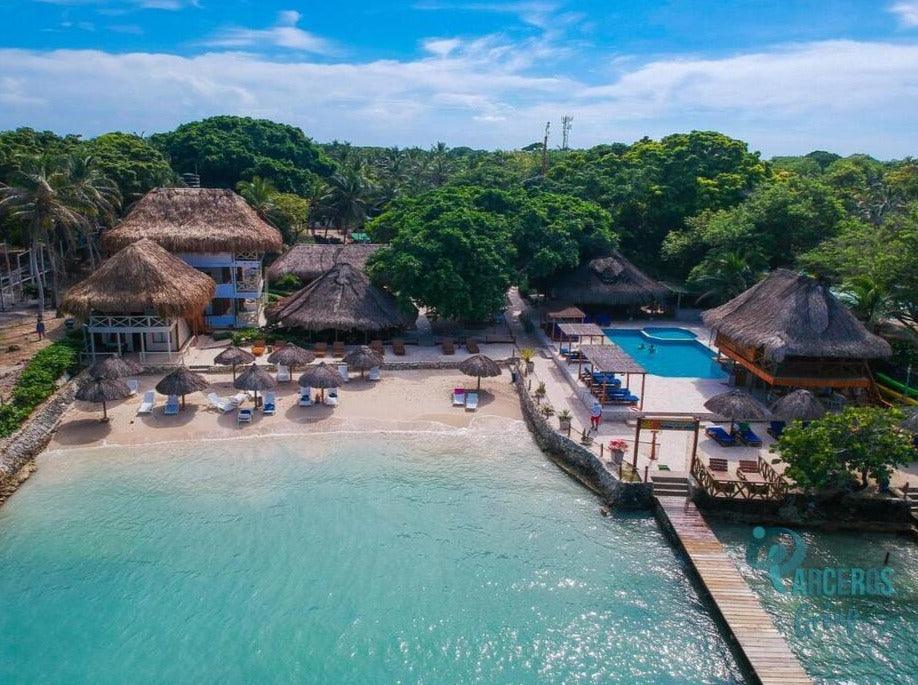 Dia De Playa En La Isla Del Sol - Cartagena 25