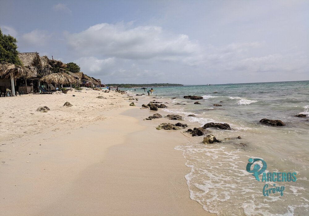 Tour Playa Tranquila Barú + Snorkeling - Cartagena 9