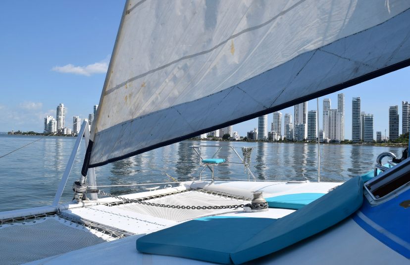 CATAMARAN WILDCAT EN VENTA, 38 PIES, CARTAGENA 4