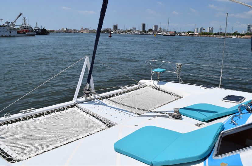 CATAMARAN WILDCAT EN VENTA, 38 PIES, CARTAGENA 6