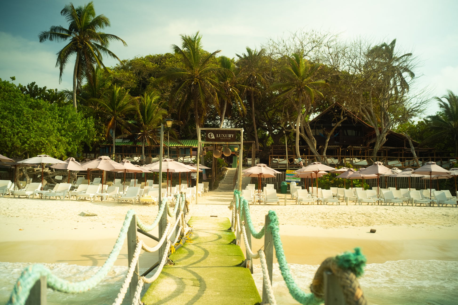 Dia De Playa En Luxury Beach Club - Cartagena 7.