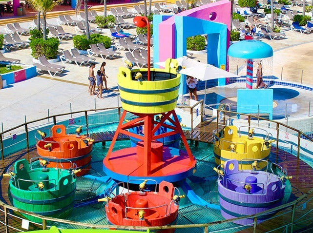 VENTURA PARK PLATINUM (CANCÚN, MÉXICO)