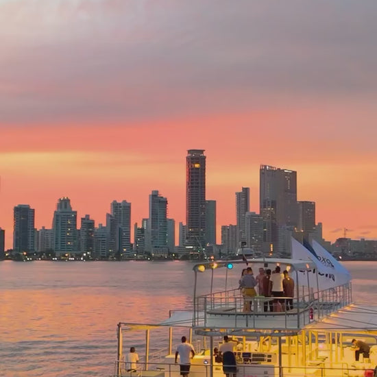 Atardecer Por La Bahía En El Catamarán Flamante - Cartagena 28