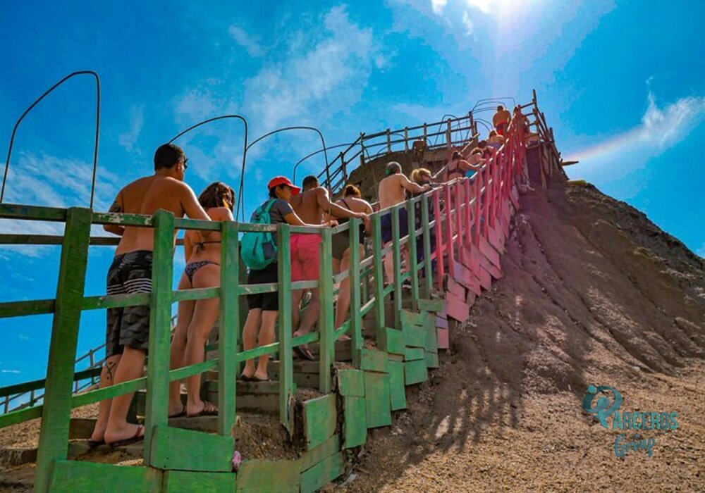 TOUR AL MAR ROSA y VOLCÁN DEL TOTUMO
